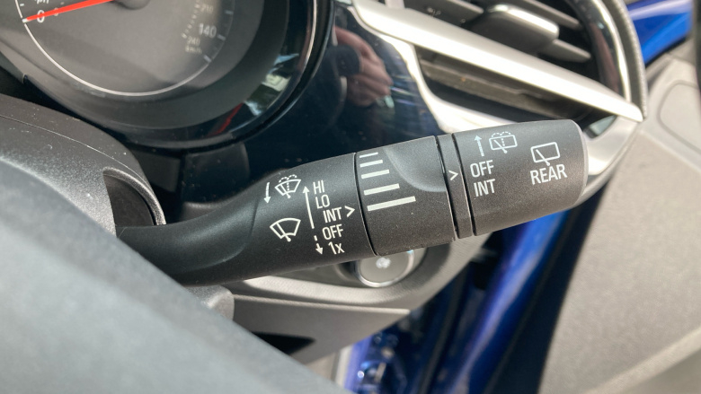 Vauxhall Corsa 1.2 SE 5dr Petrol Hatchback